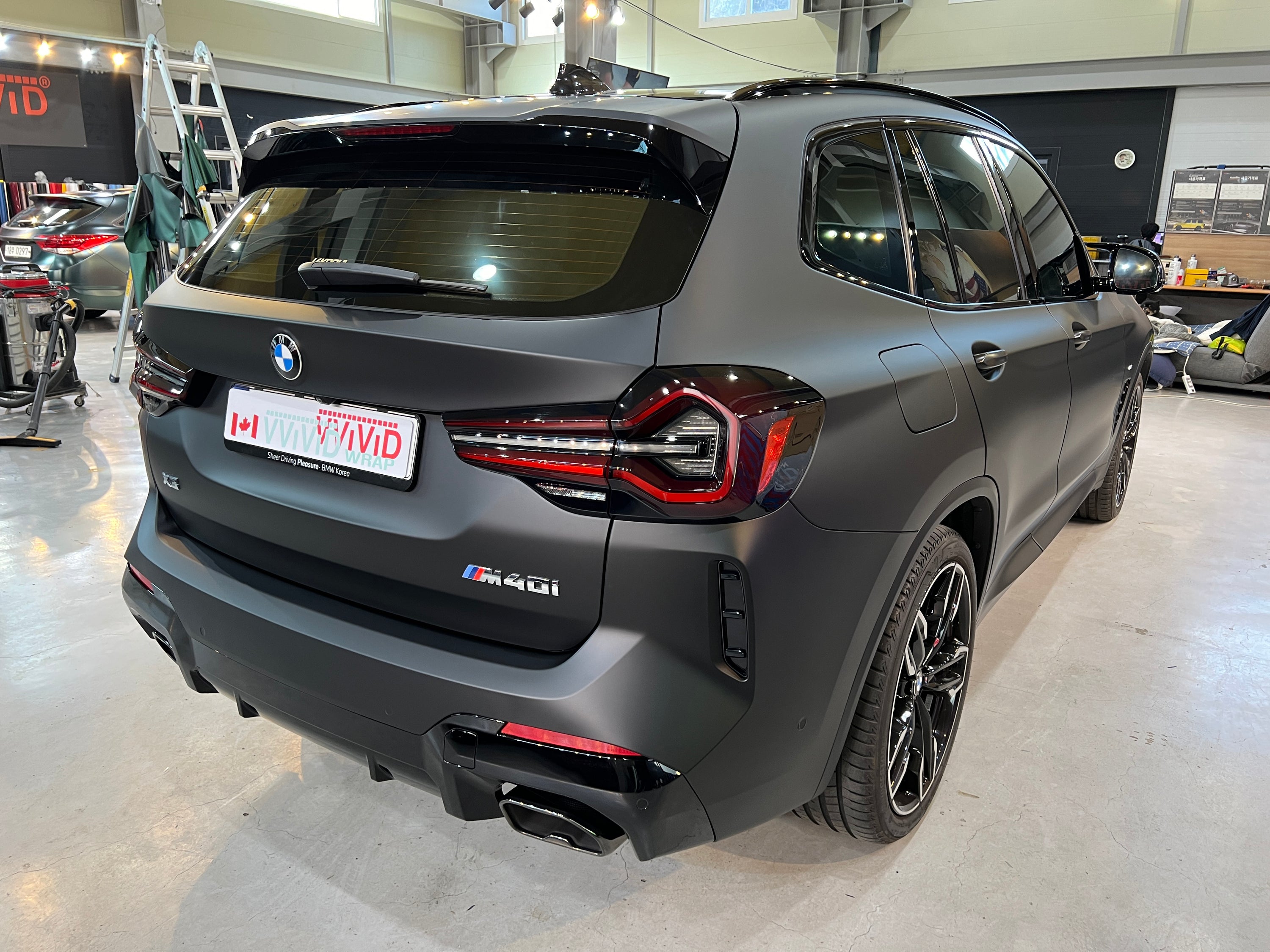 COLORFUSION® PPF - Stealth Metallic Black