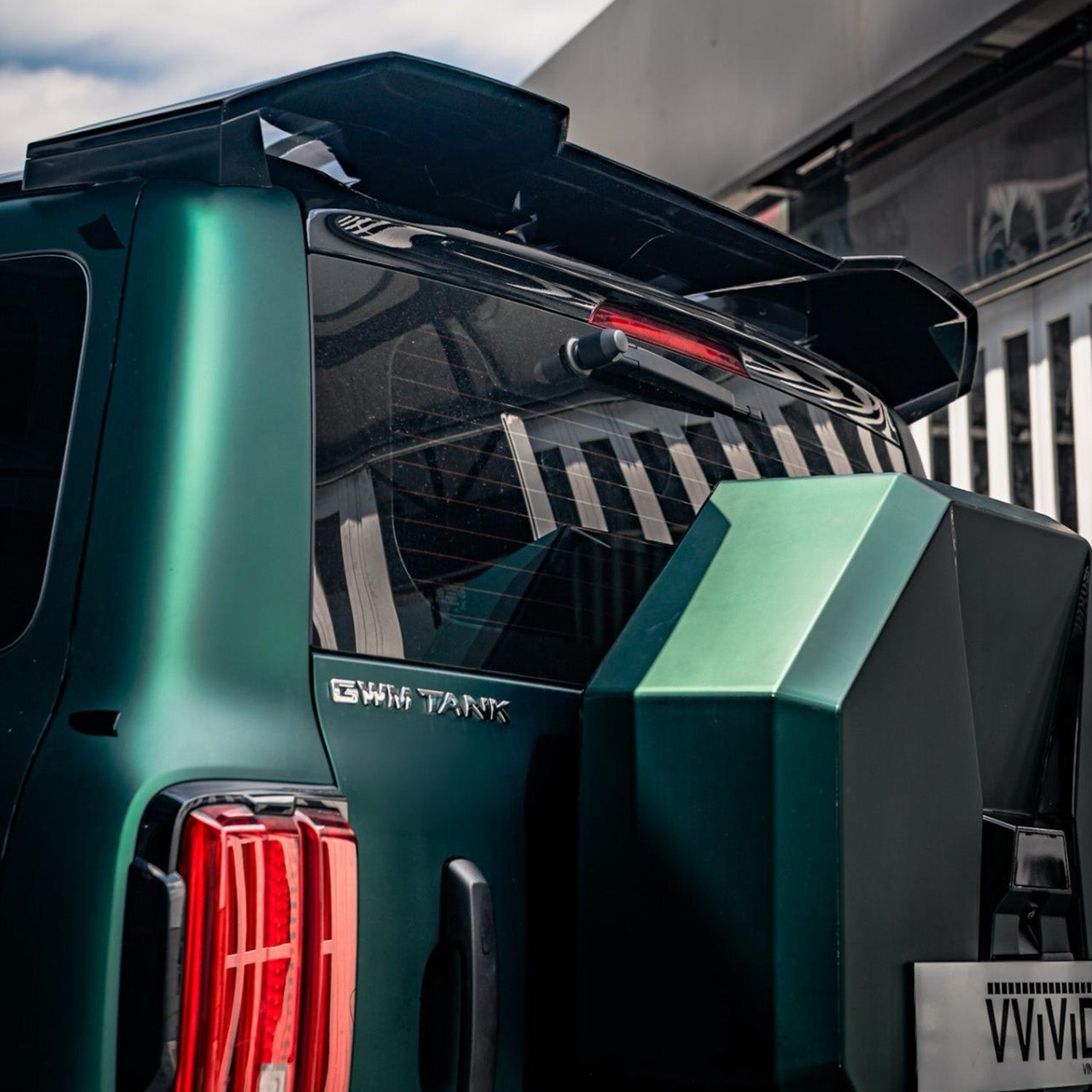 VViViD+ Matte Emerald Green