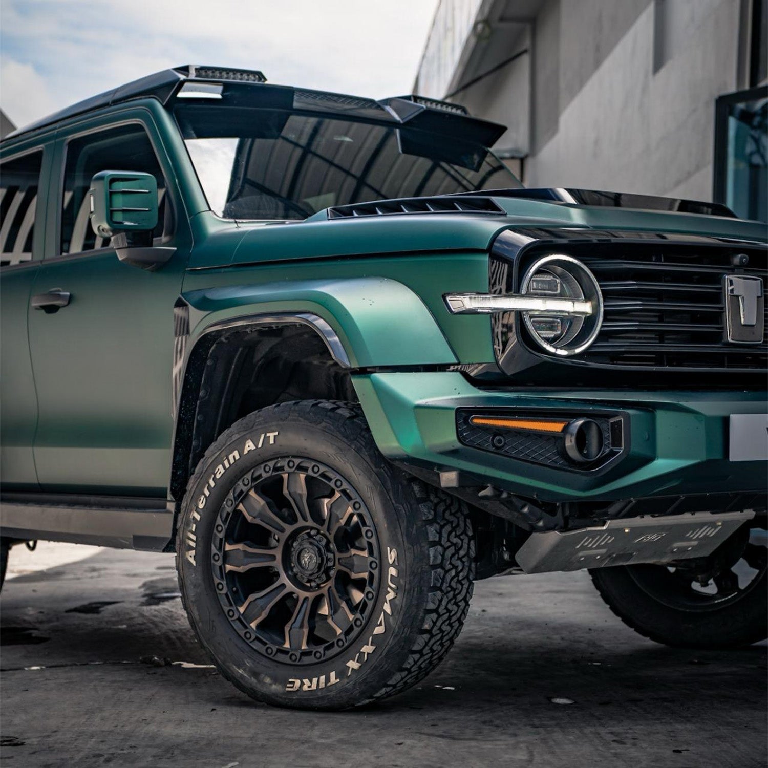 VViViD+ Matte Emerald Green