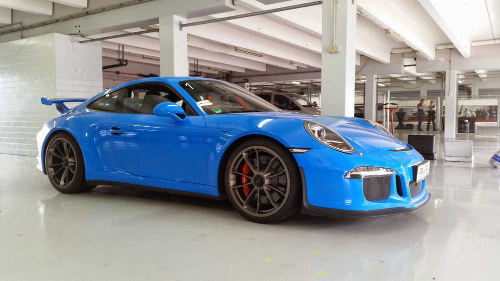 VViViD+Gloss Smurf Blue (Riviera PorscheGT3 Blue) AKA Laguna Seca